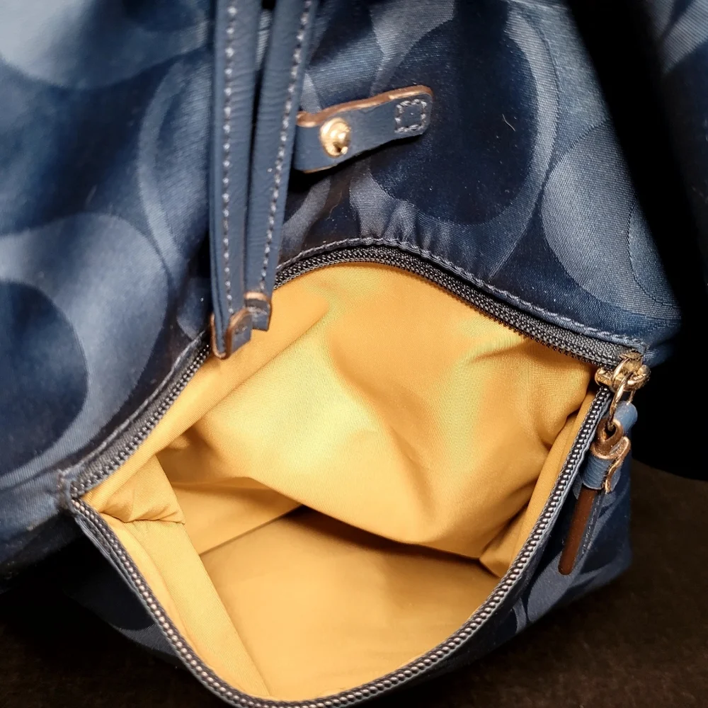 Coach Signature C's Nylon Getaway Backpack Teal # E1457-F30781 - Picture 9 of 14